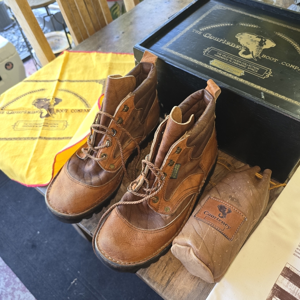 Courteney Boot Company Selous Boots